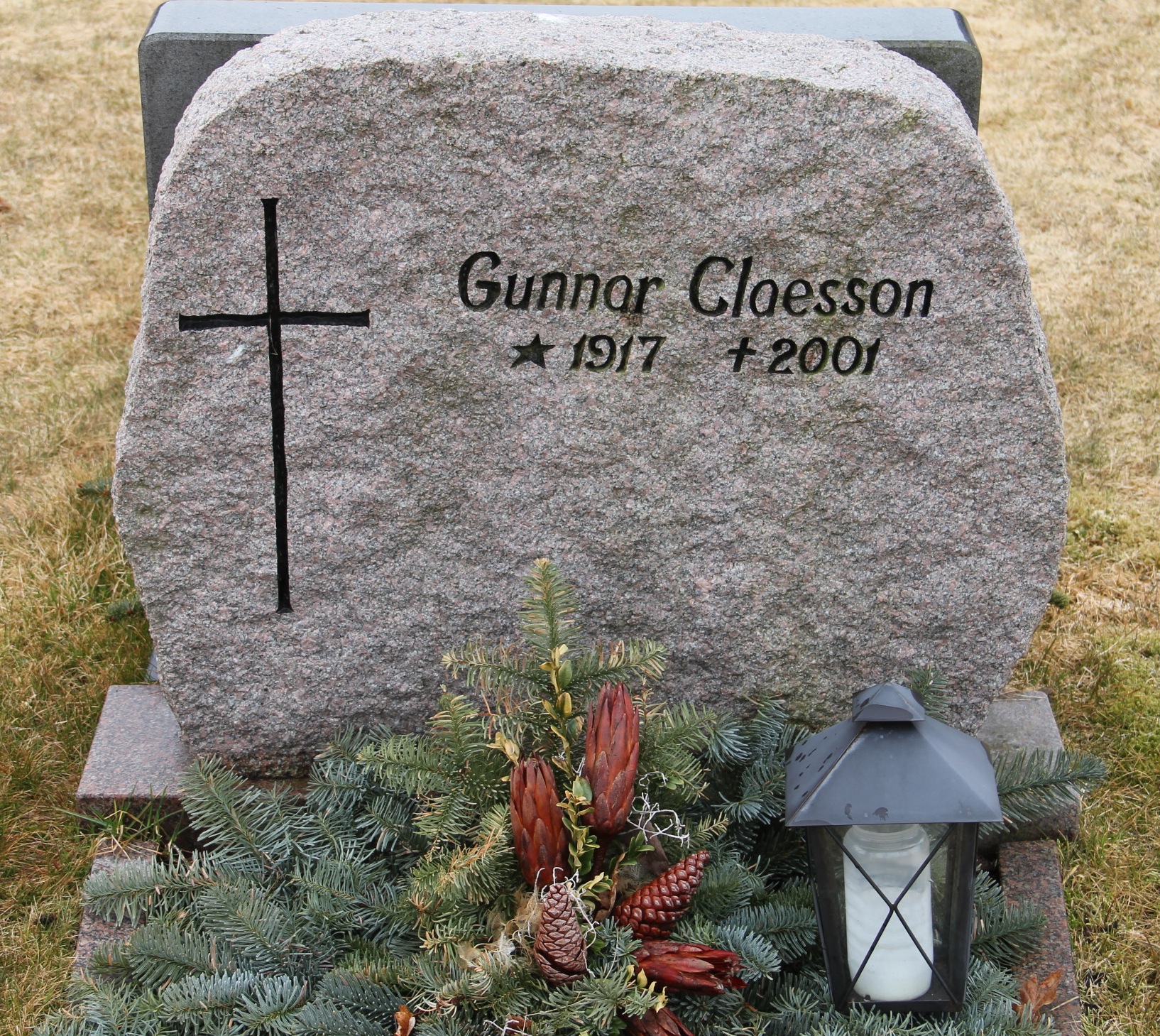 Grav H073 Hönö Kyrkogård