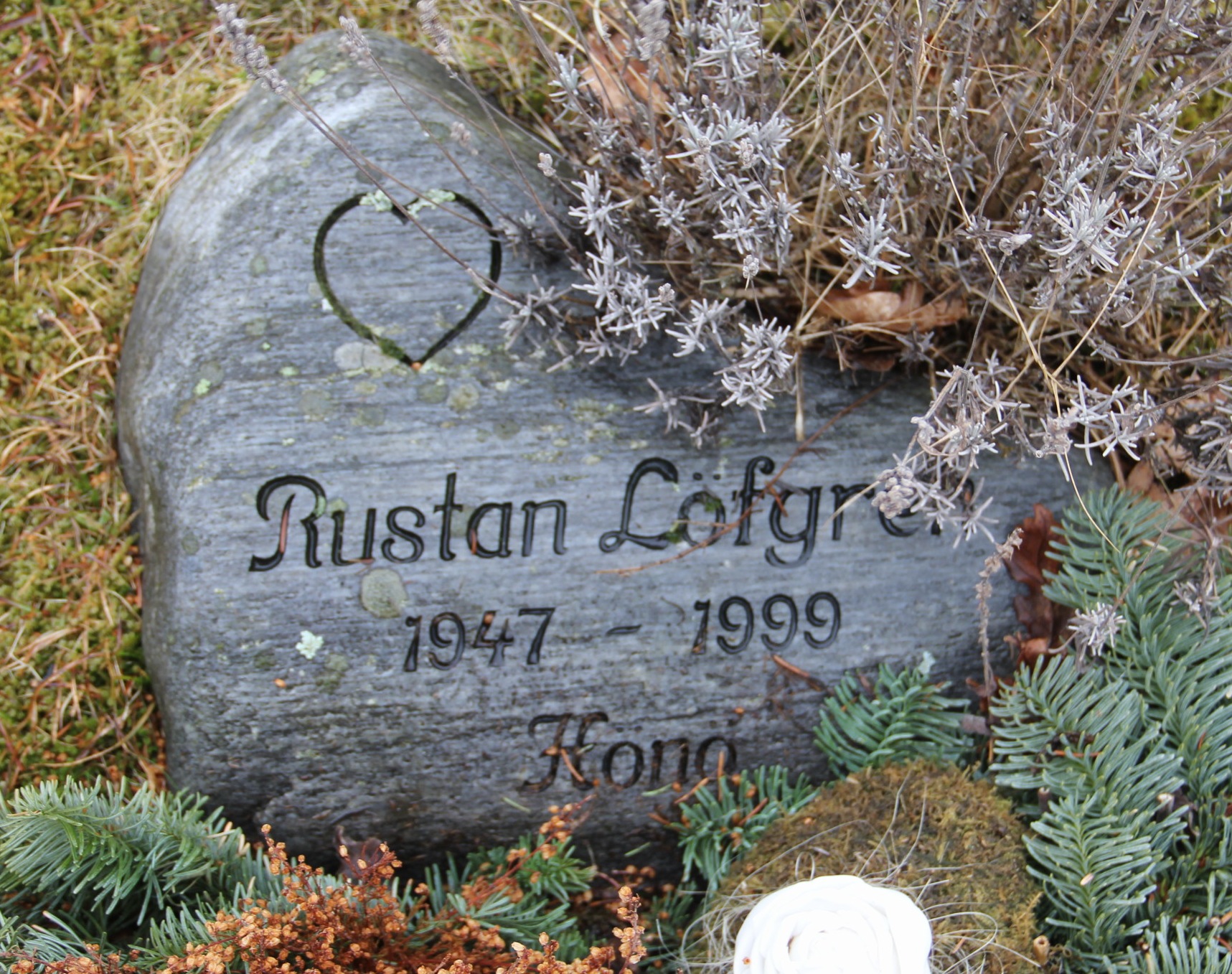 Grav U024 Hönö Kyrkogård