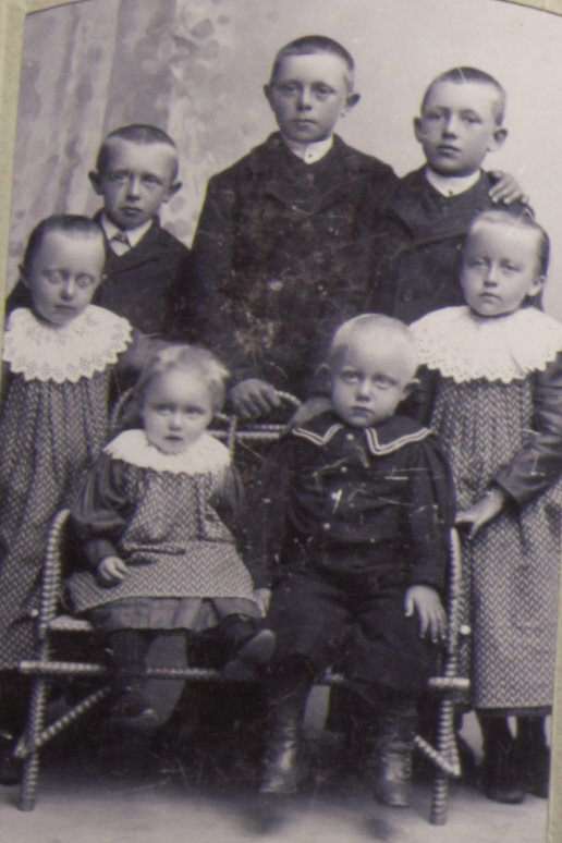 Fam Abrahamsson