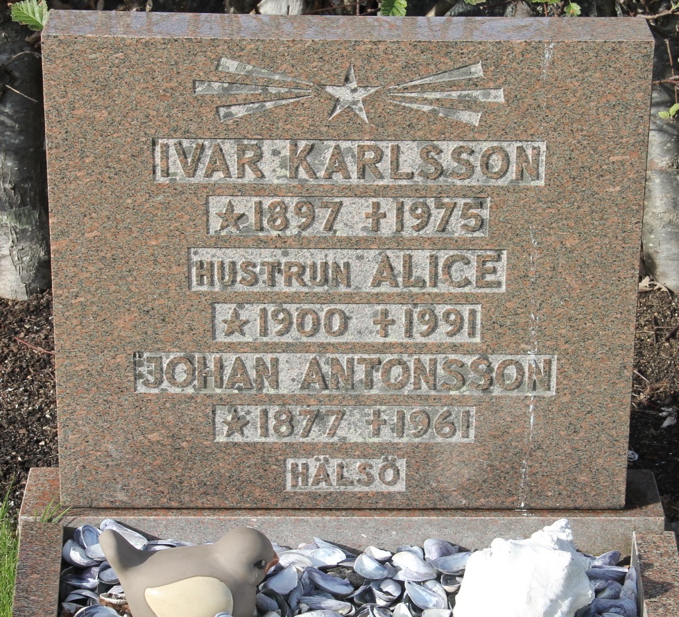 Grav VM053 Öckerö Kyrkogård