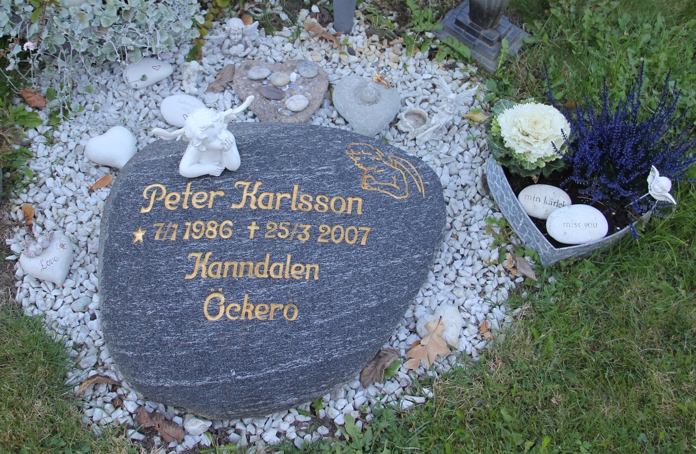 Grav J047 Öckerö Kyrkogård