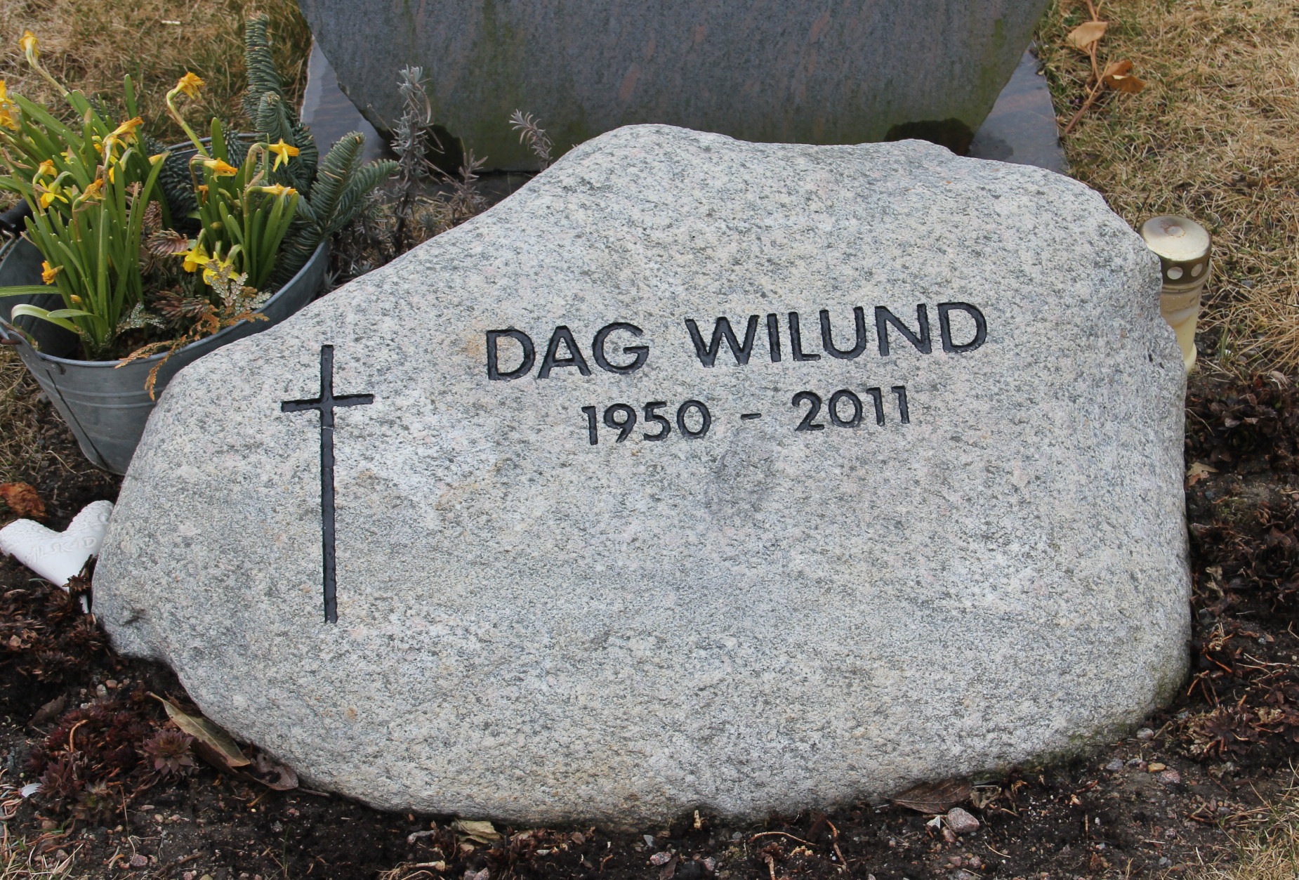 Grav H115 Hönö Kyrkogård