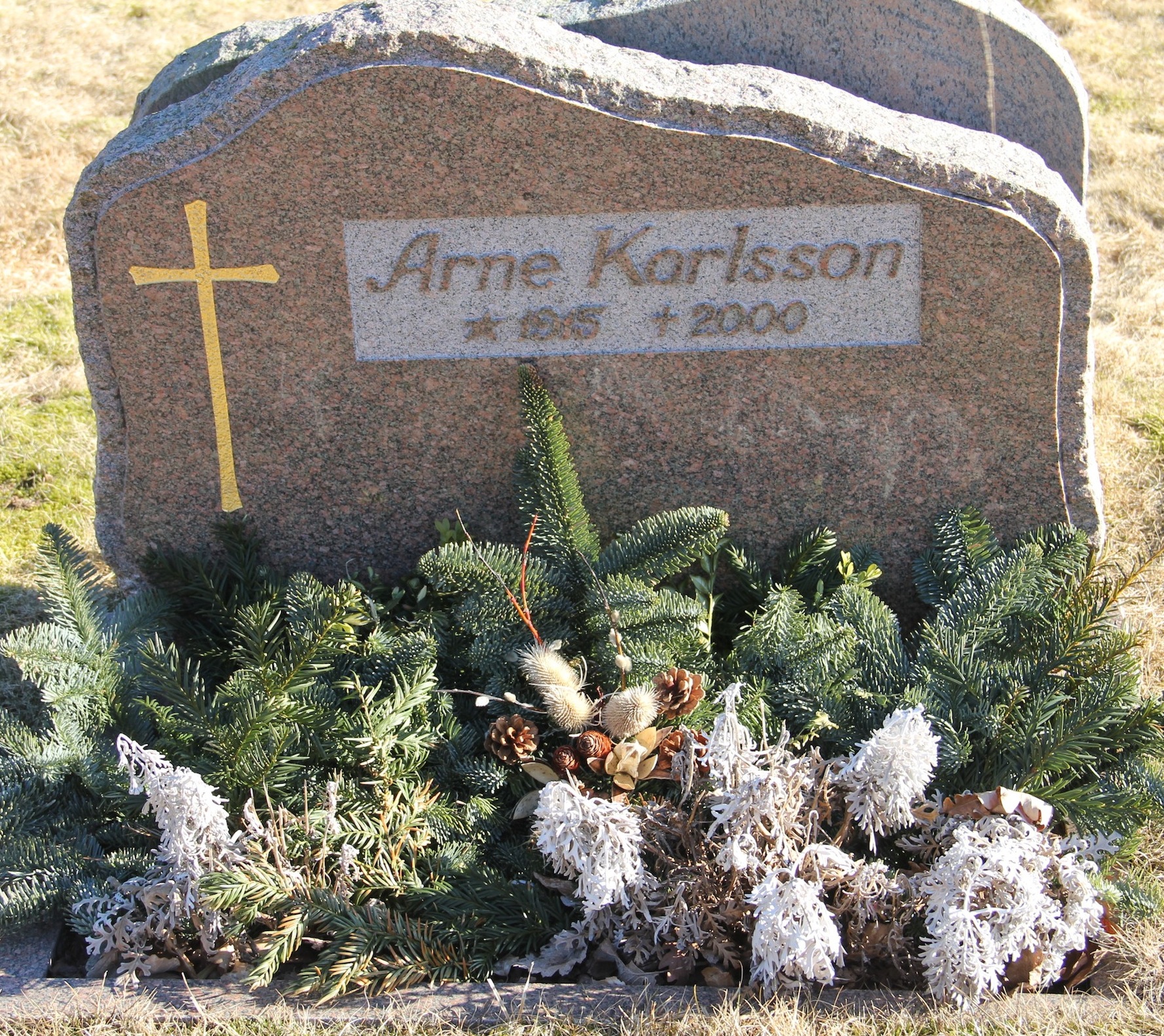 Grav A050 Hönö Kyrkogård