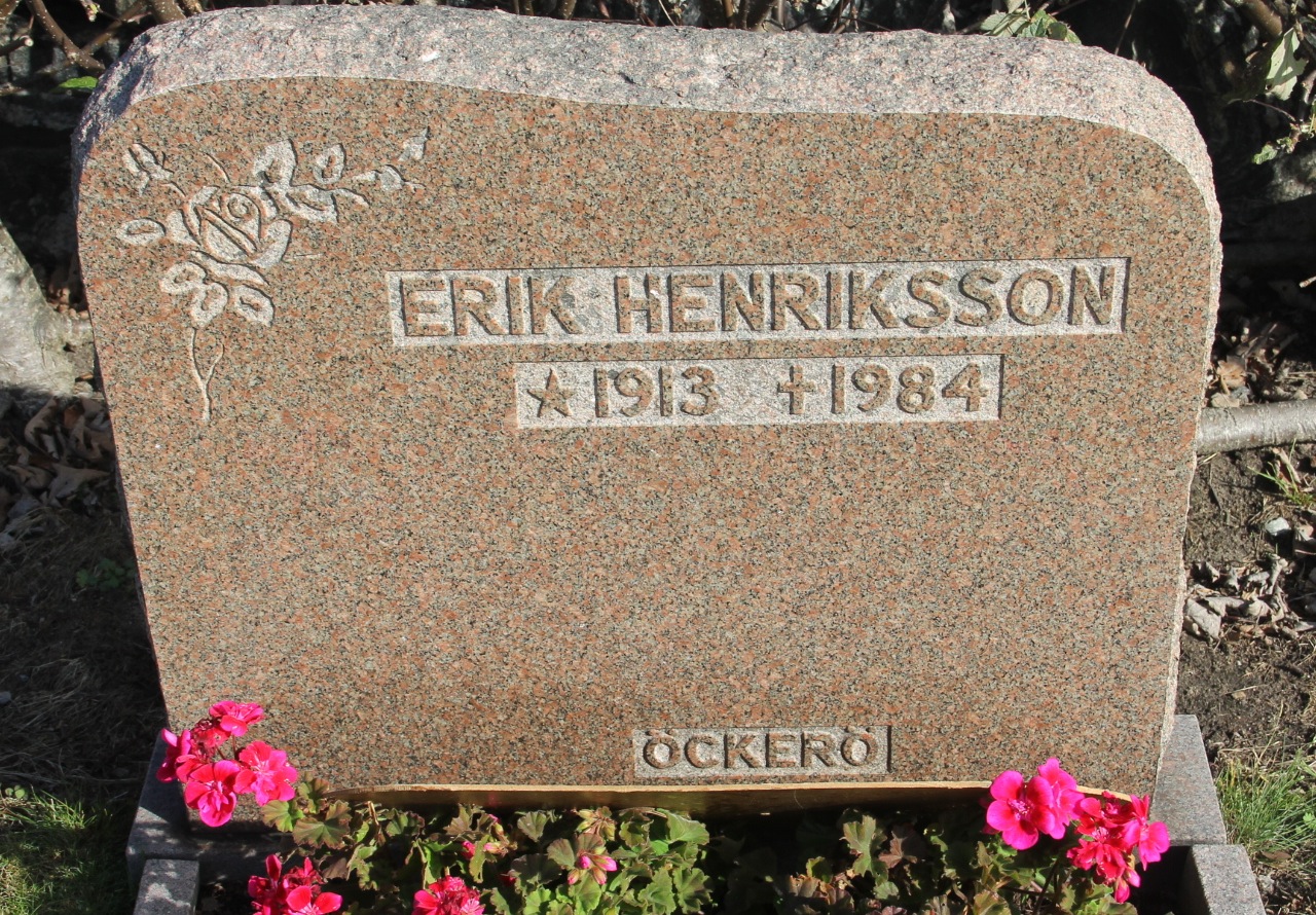 Grav NM032 Öckerö Kyrkogård