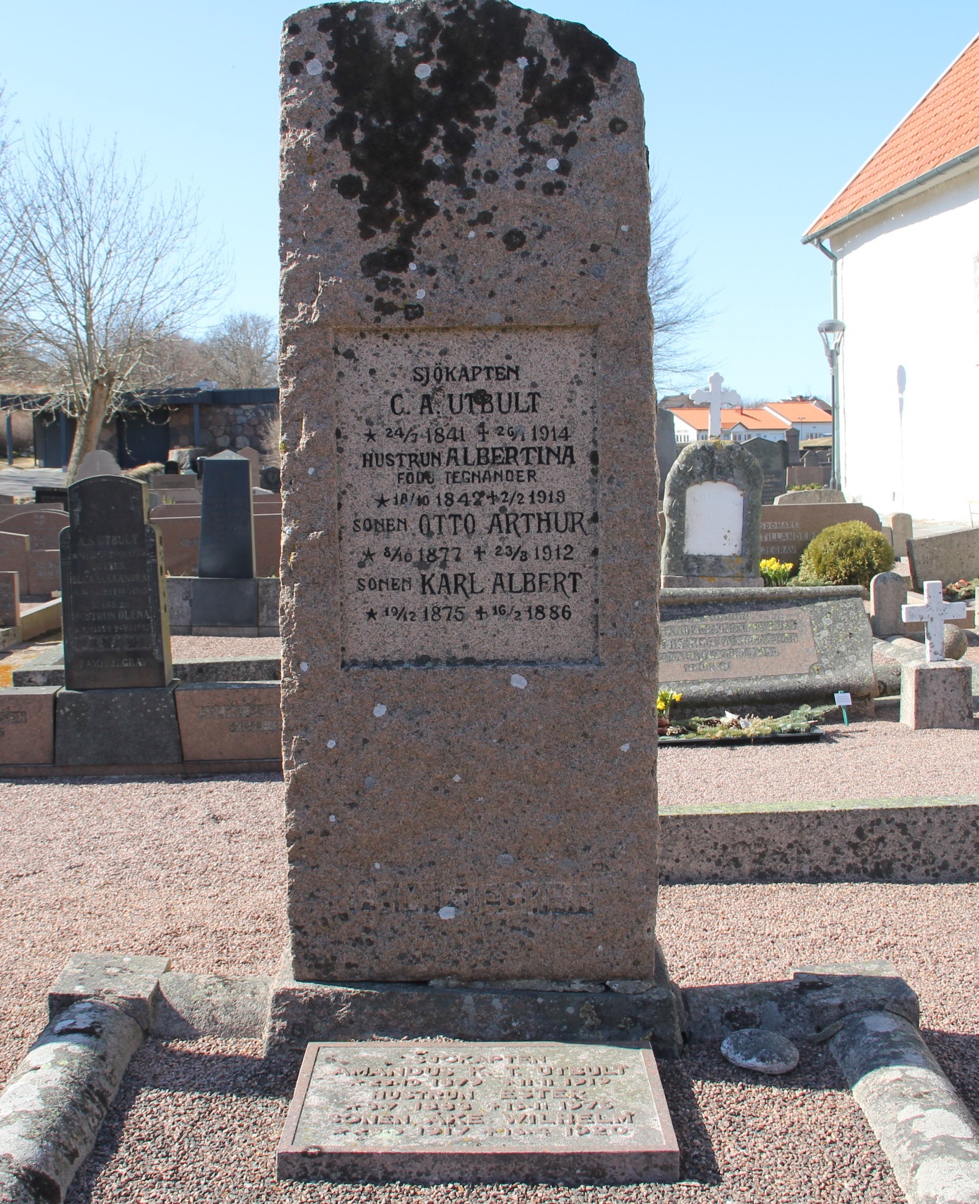 Grav A036 Öckerö Kyrkogård