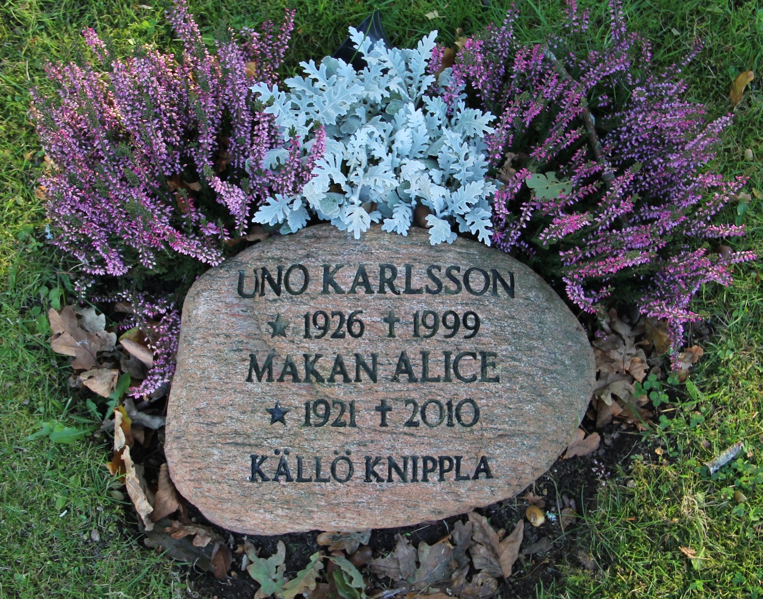 Grav J009 Öckerö Kyrkogård