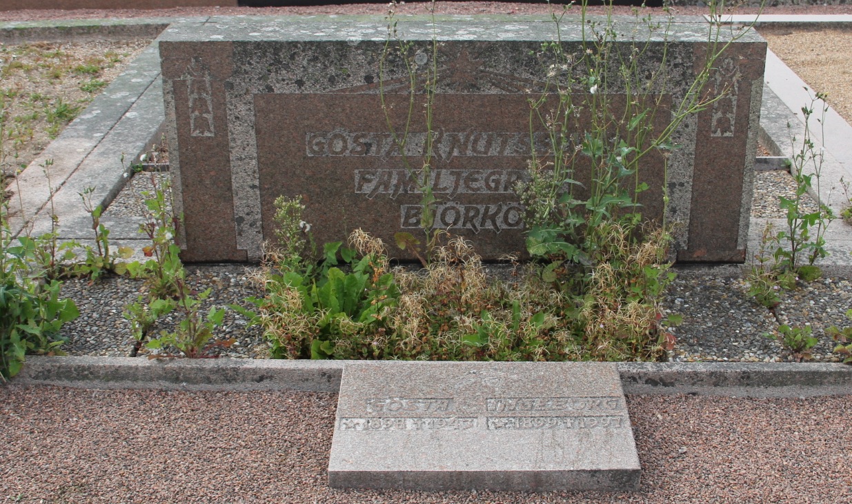 Grav F097 Öckerö Kyrkogård