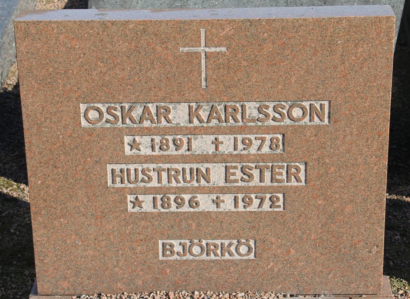 Grav G101 Öckerö Kyrkogård