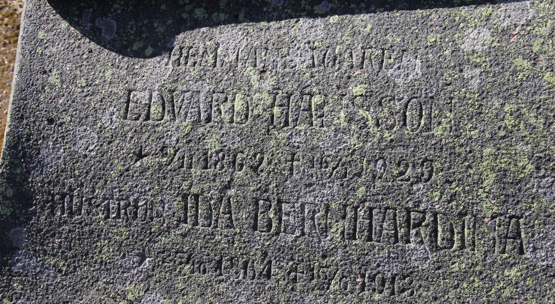 Grav A139 Öckerö Kyrkogård