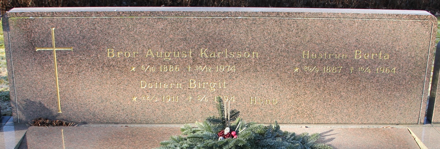 Grav E011 Hönö Kyrkogård