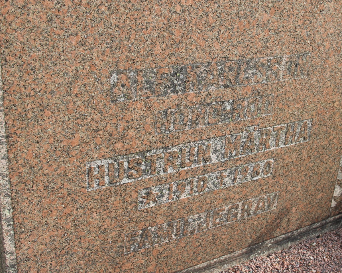 Grav F085 Öckerö Kyrkogård