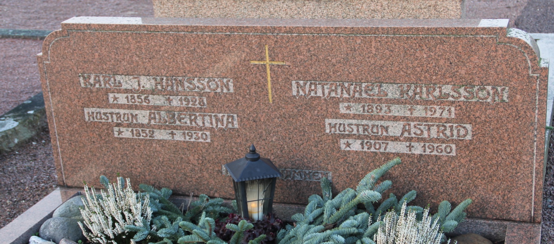 Grav E194 Öckerö Kyrkogård