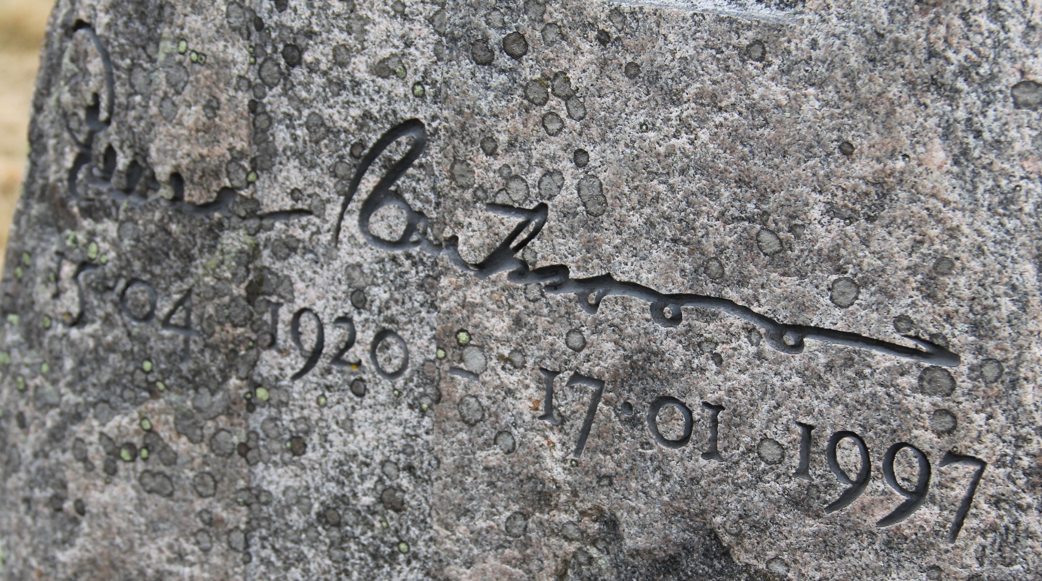 Grav H068 Hönö Kyrkogård