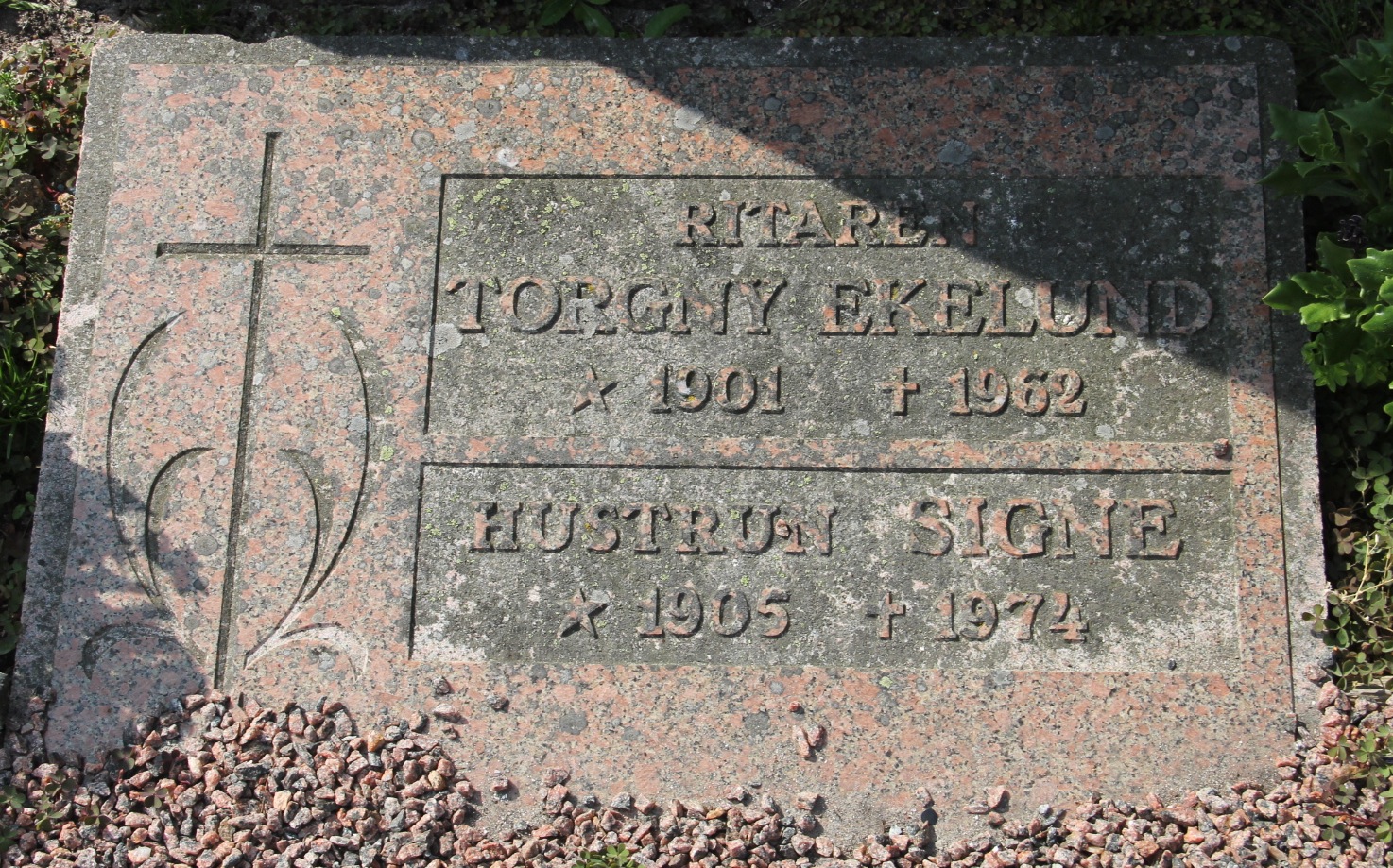 Grav E086 Öckerö Kyrkogård