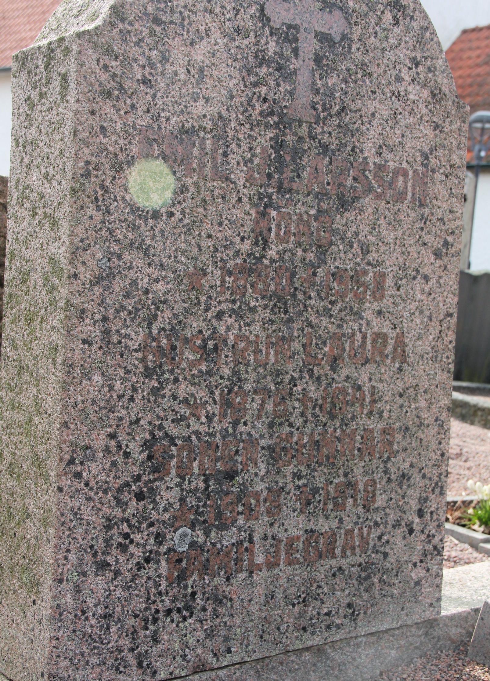 Grav B130 Öckerö Kyrkogård