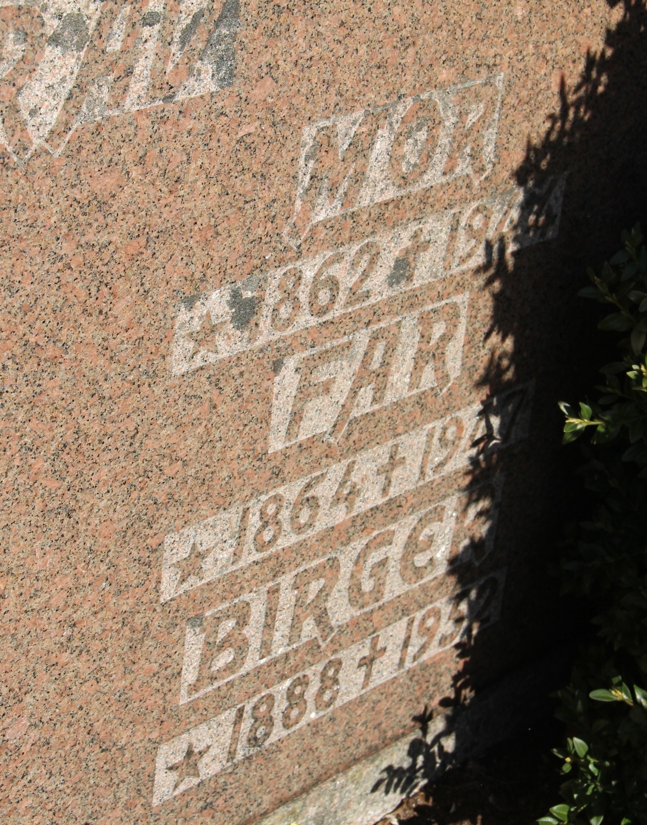 Grav D001 Öckerö Kyrkogård