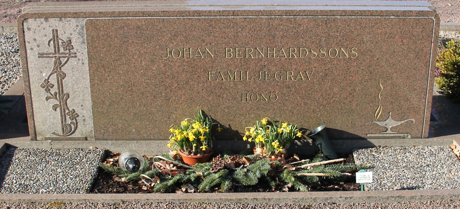 Grav E037 Hönö Kyrkogård