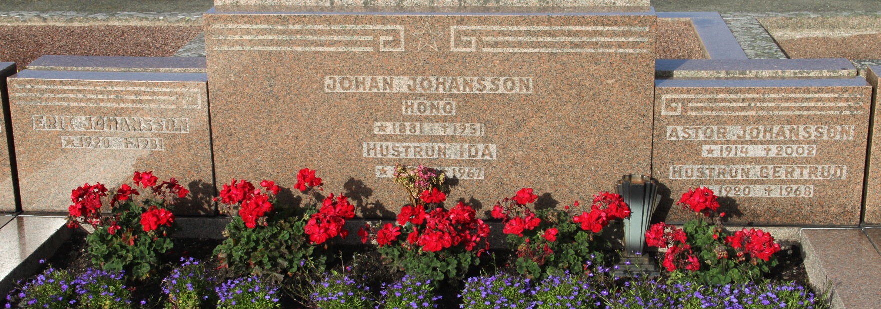Grav G190 Öckerö Kyrkogård