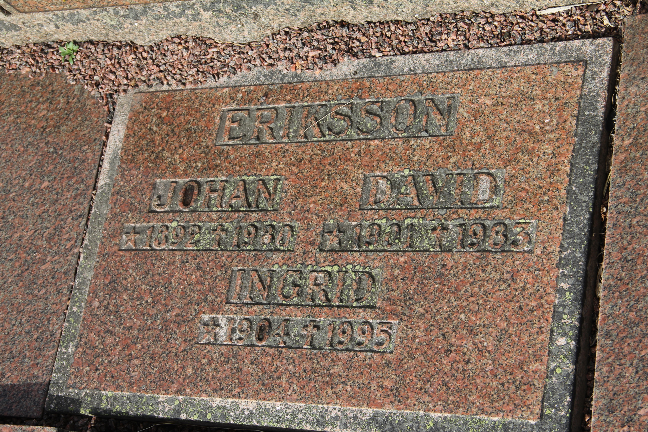 Grav B114 Öckerö Kyrkogård