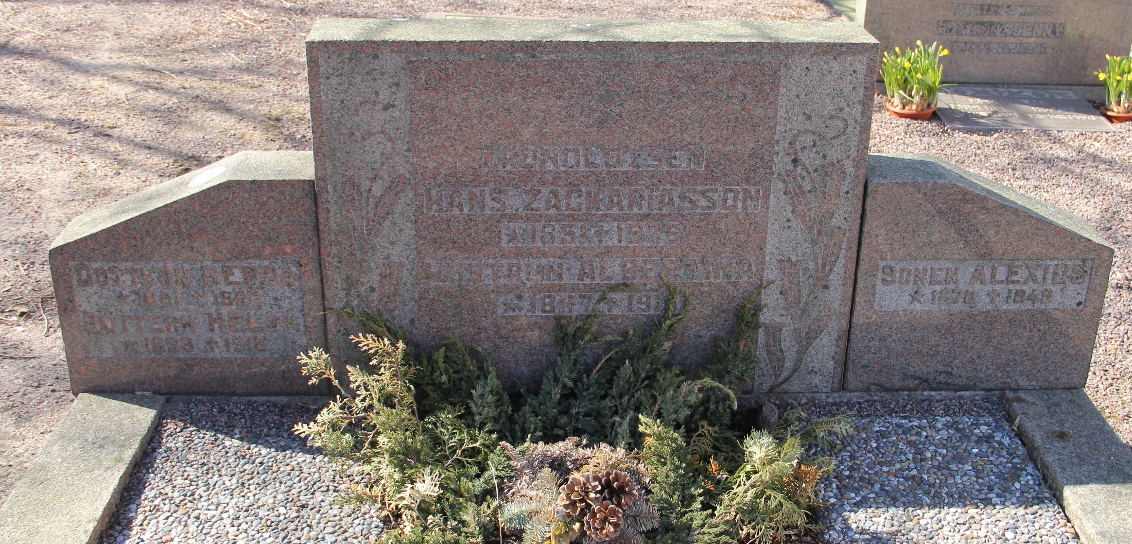 Grav A082 Öckerö Kyrkogård