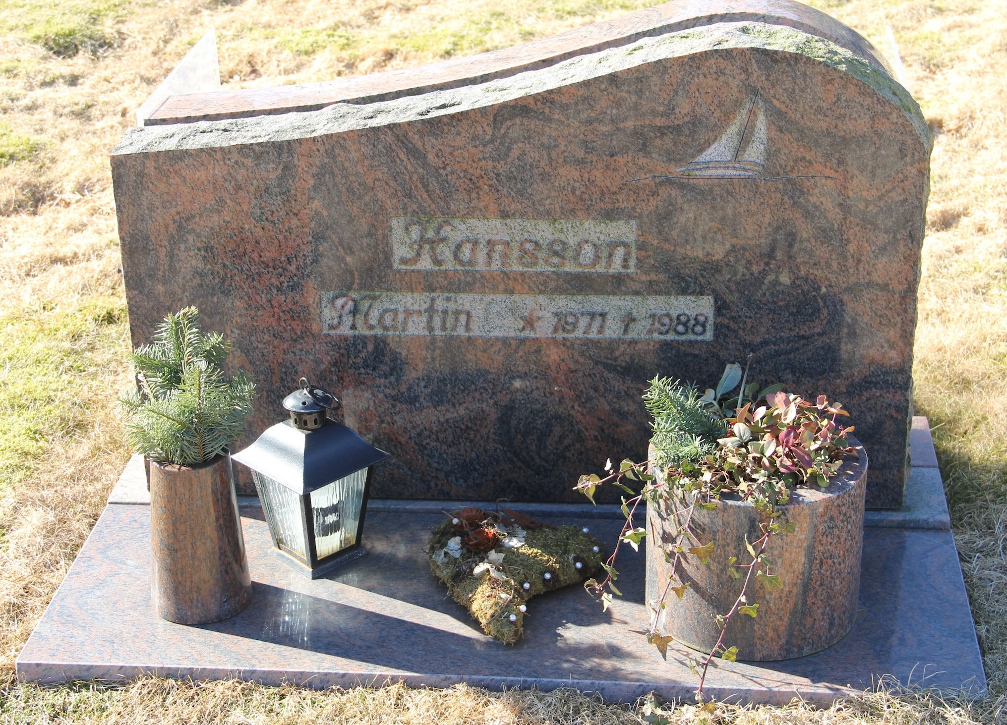 Grav C058 Hönö Kyrkogård