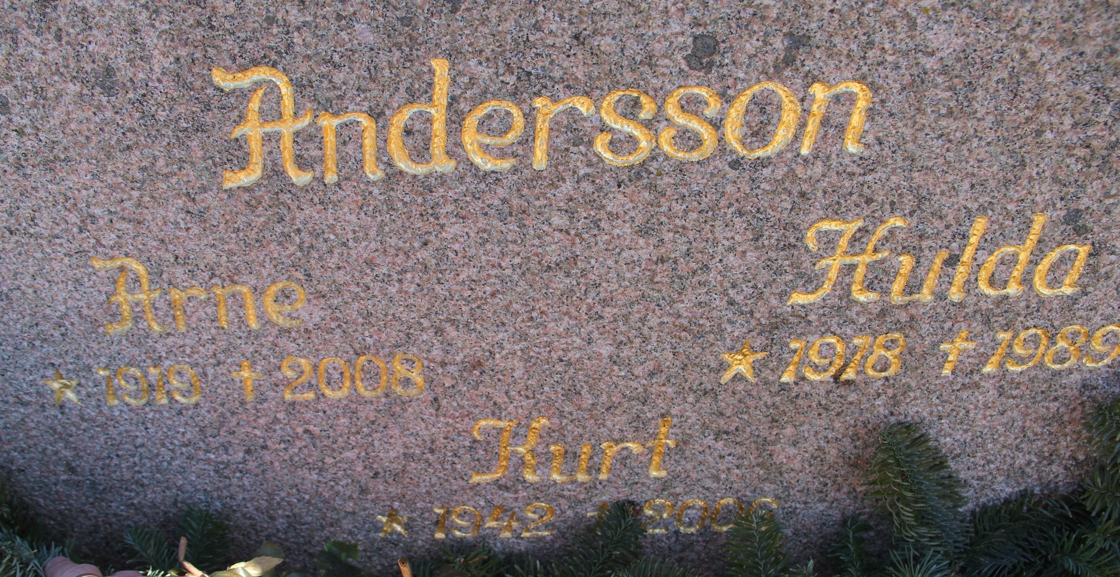 Grav C060 Hönö Kyrkogård
