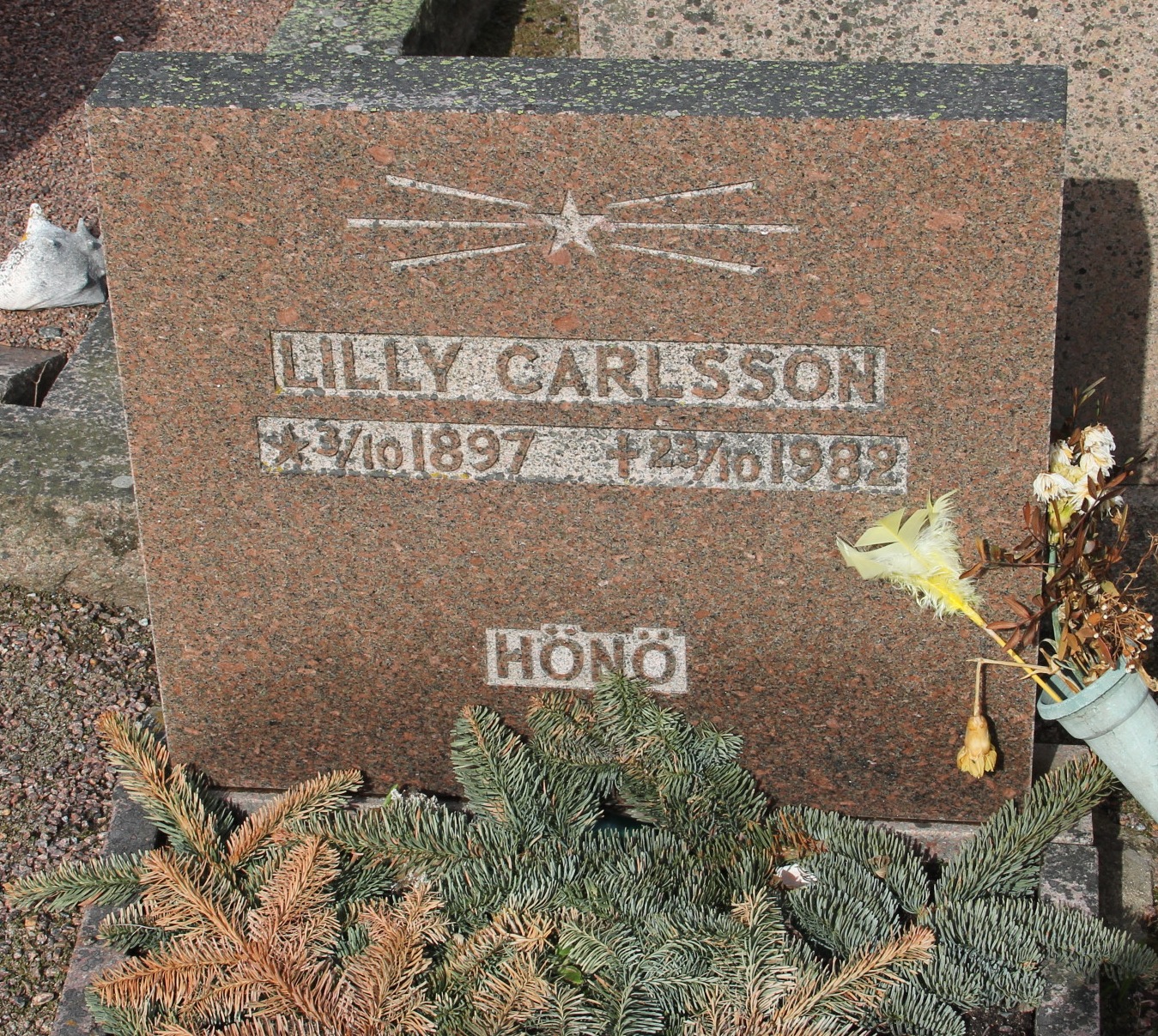 Grav B109 Öckerö Kyrkogård