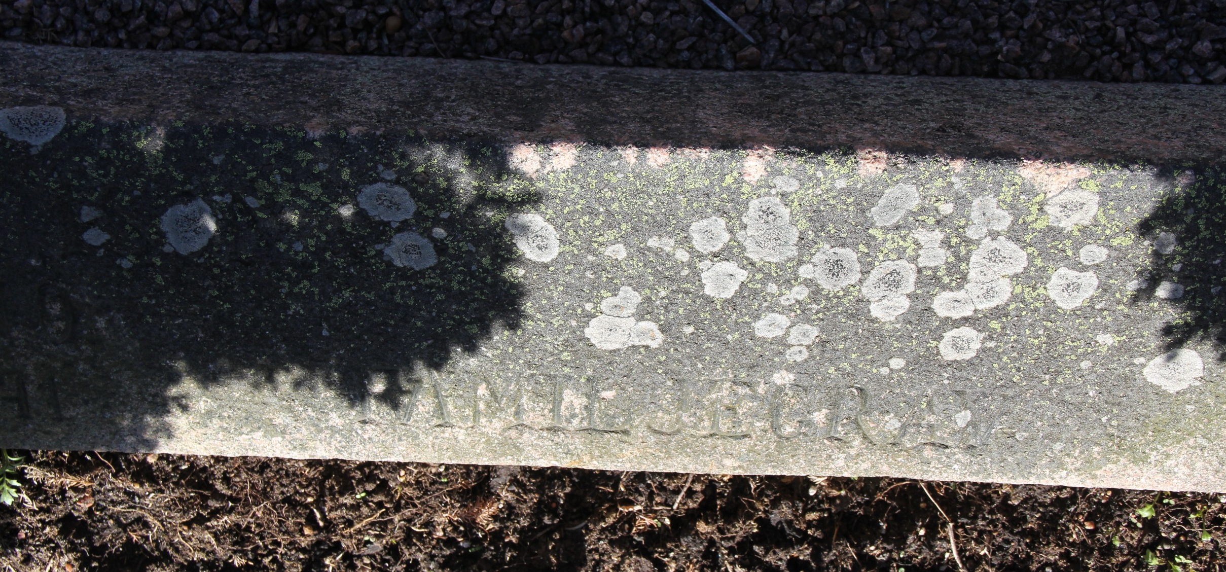 Grav D095 Öckerö Kyrkogård