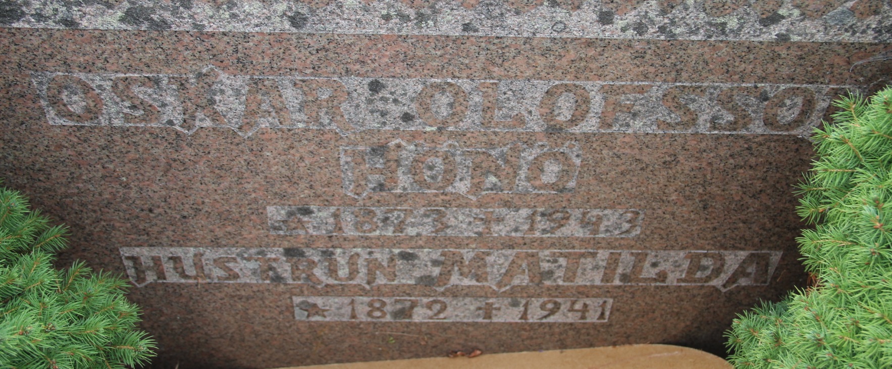 Grav F106 Öckerö Kyrkogård