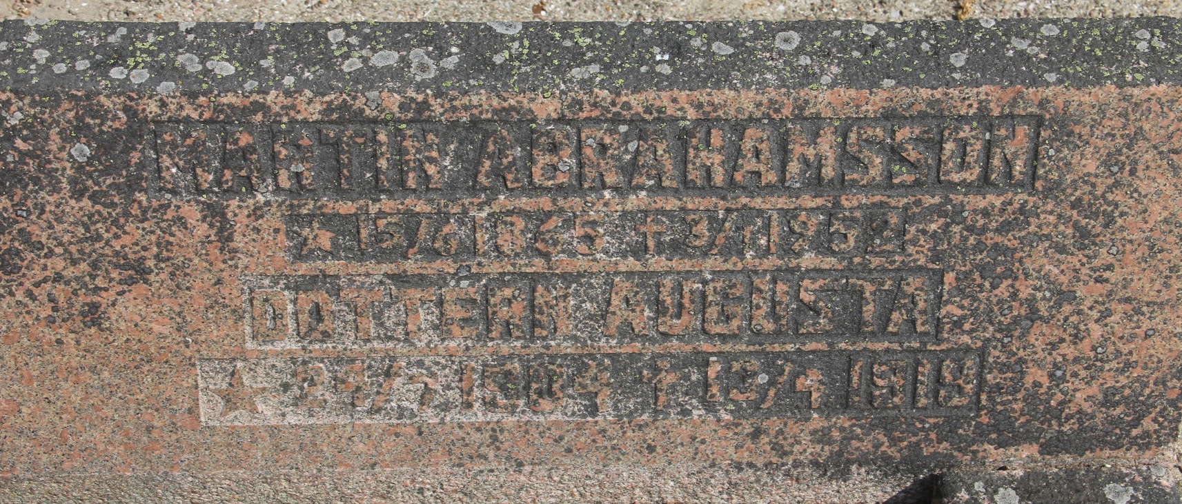 Grav E095 Öckerö Kyrkogård