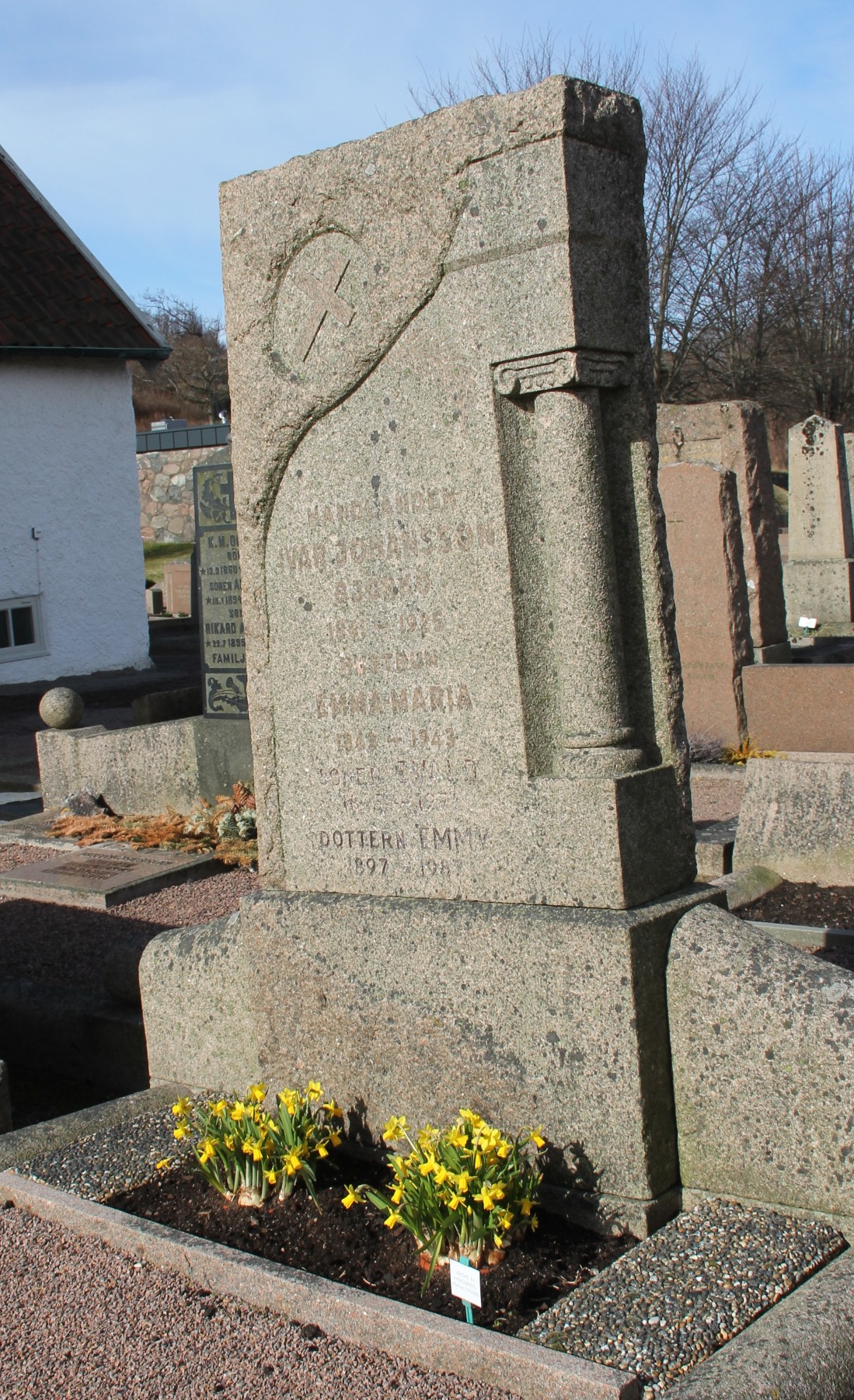Grav B060 Öckerö Kyrkogård