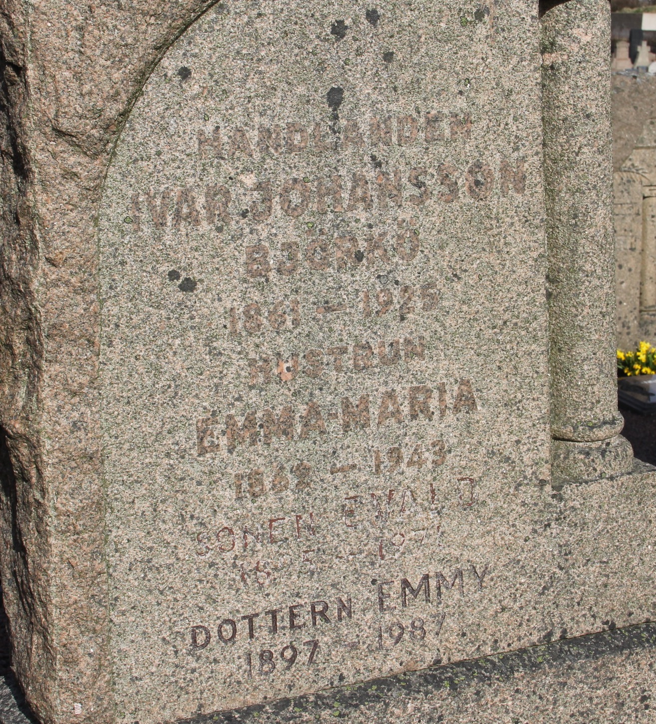 Grav B060 Öckerö Kyrkogård