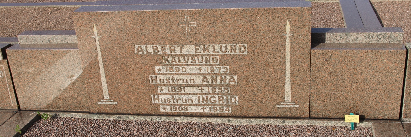 Grav G239 Öckerö Kyrkogård