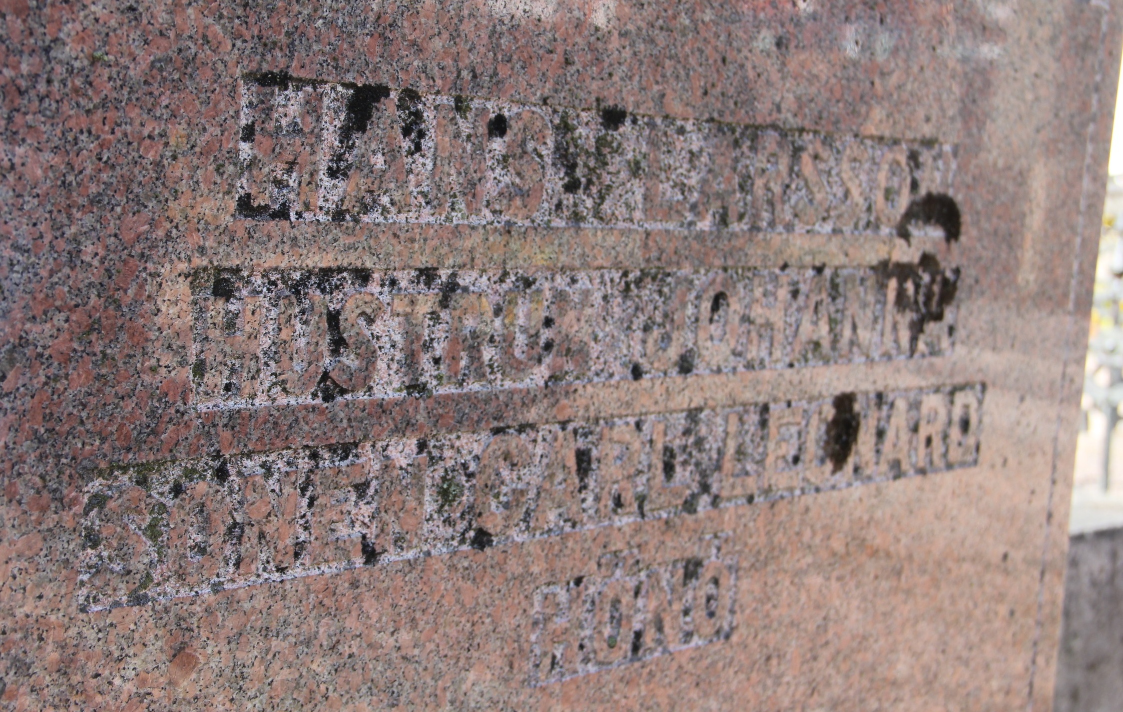 Grav A028 Öckerö Kyrkogård