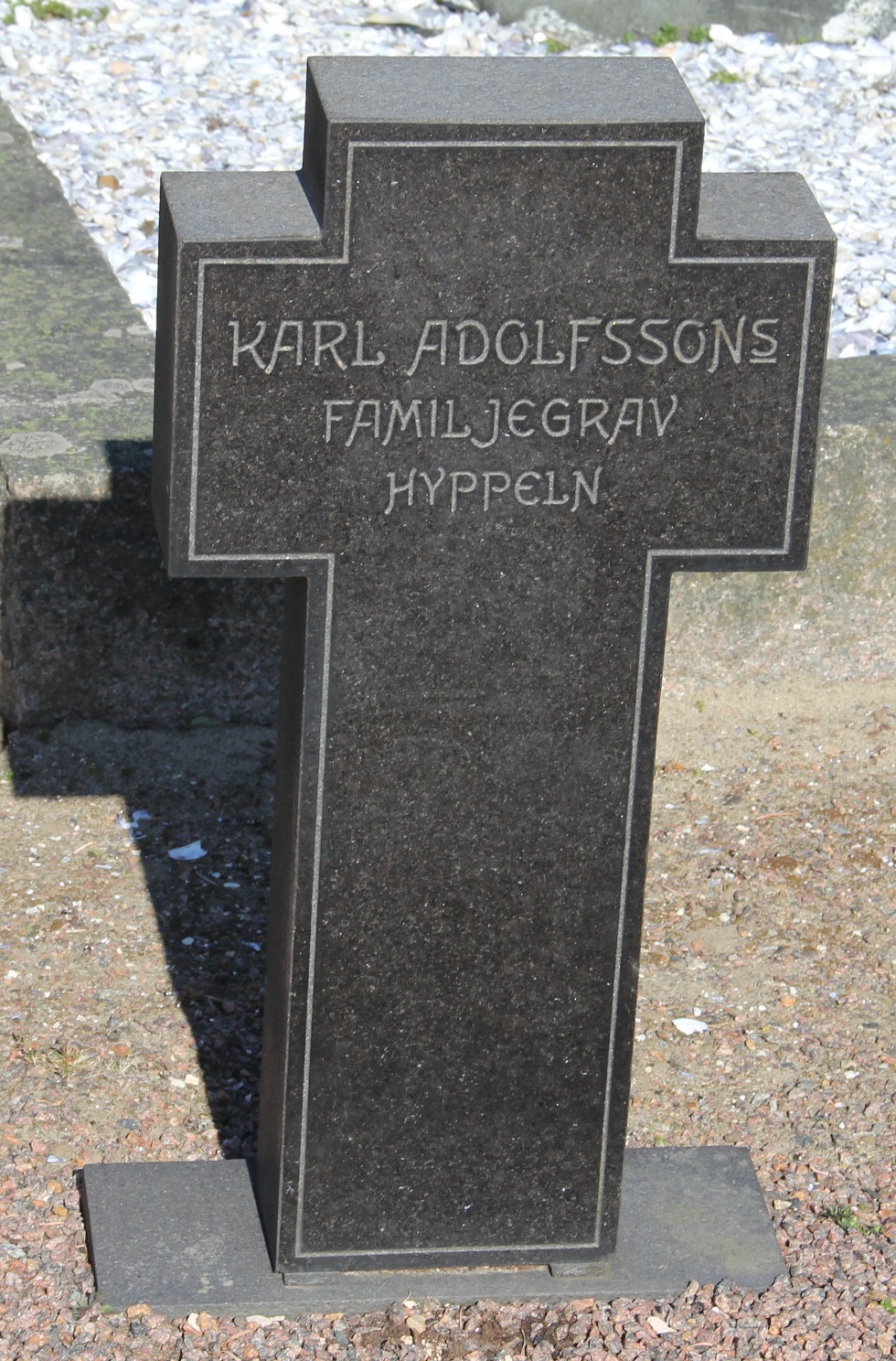 Grav D009 Öckerö Kyrkogård
