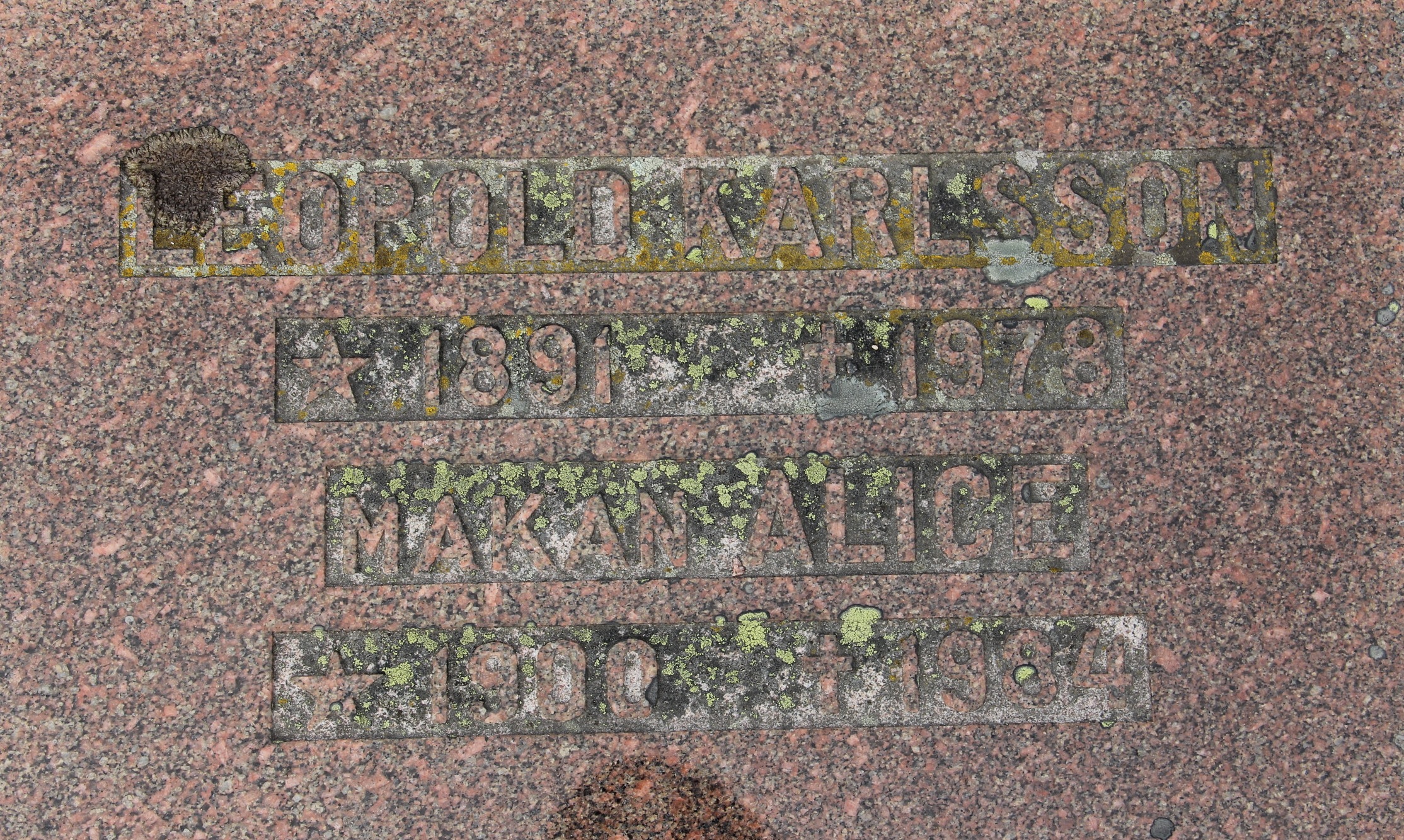 Grav C118 Öckerö Kyrkogård