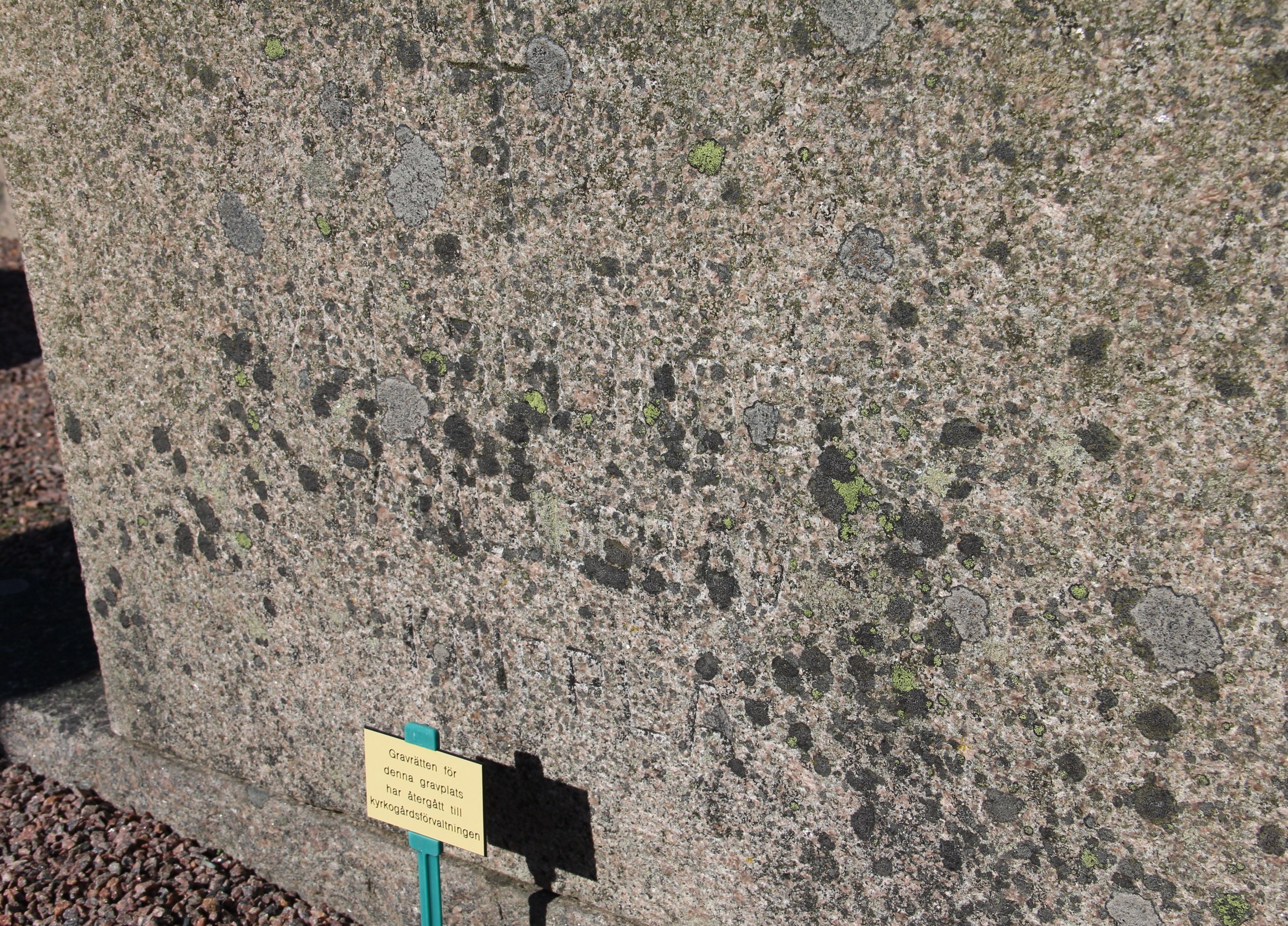 Grav D097 Öckerö Kyrkogård