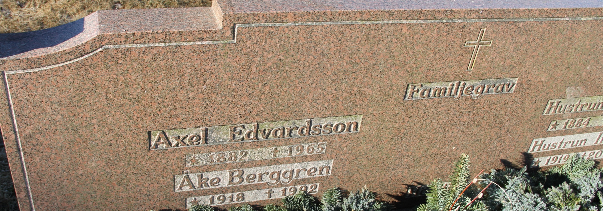 Grav E014 Hönö Kyrkogård