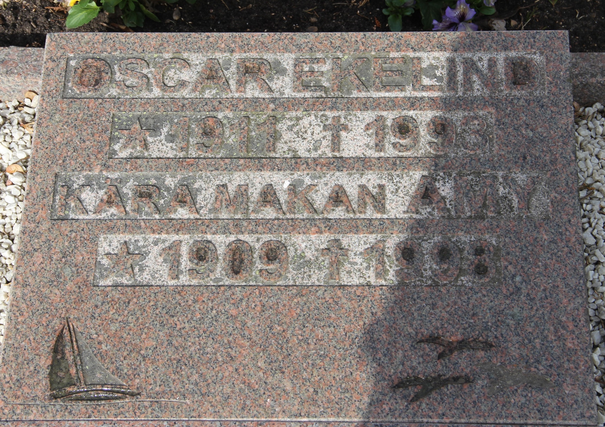 Grav B120 Öckerö Kyrkogård