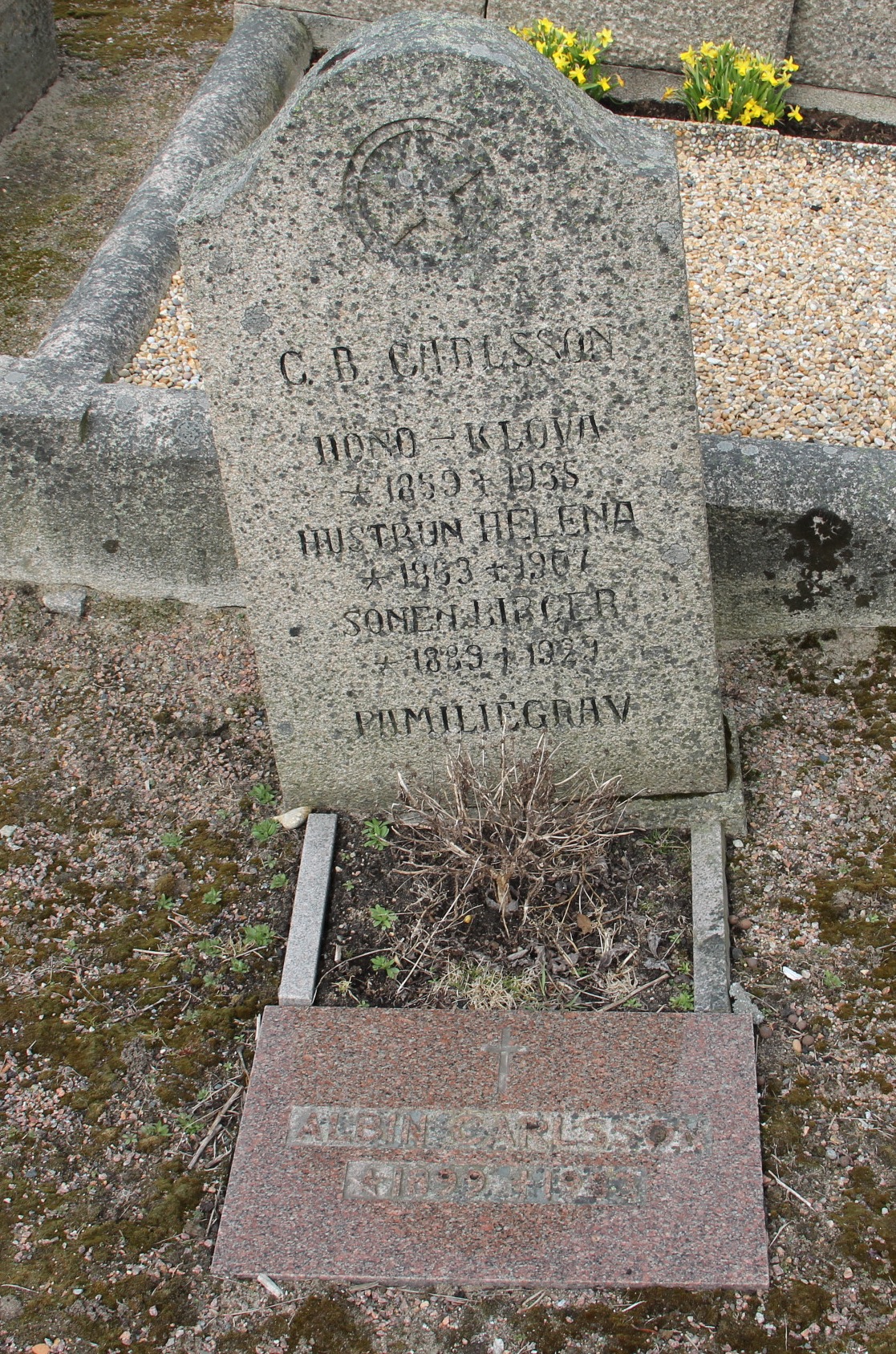Grav C109 Öckerö Kyrkogård