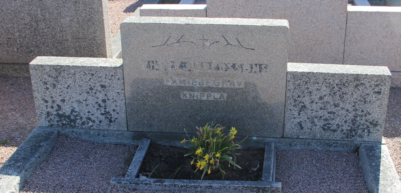 Grav D079 Öckerö Kyrkogård
