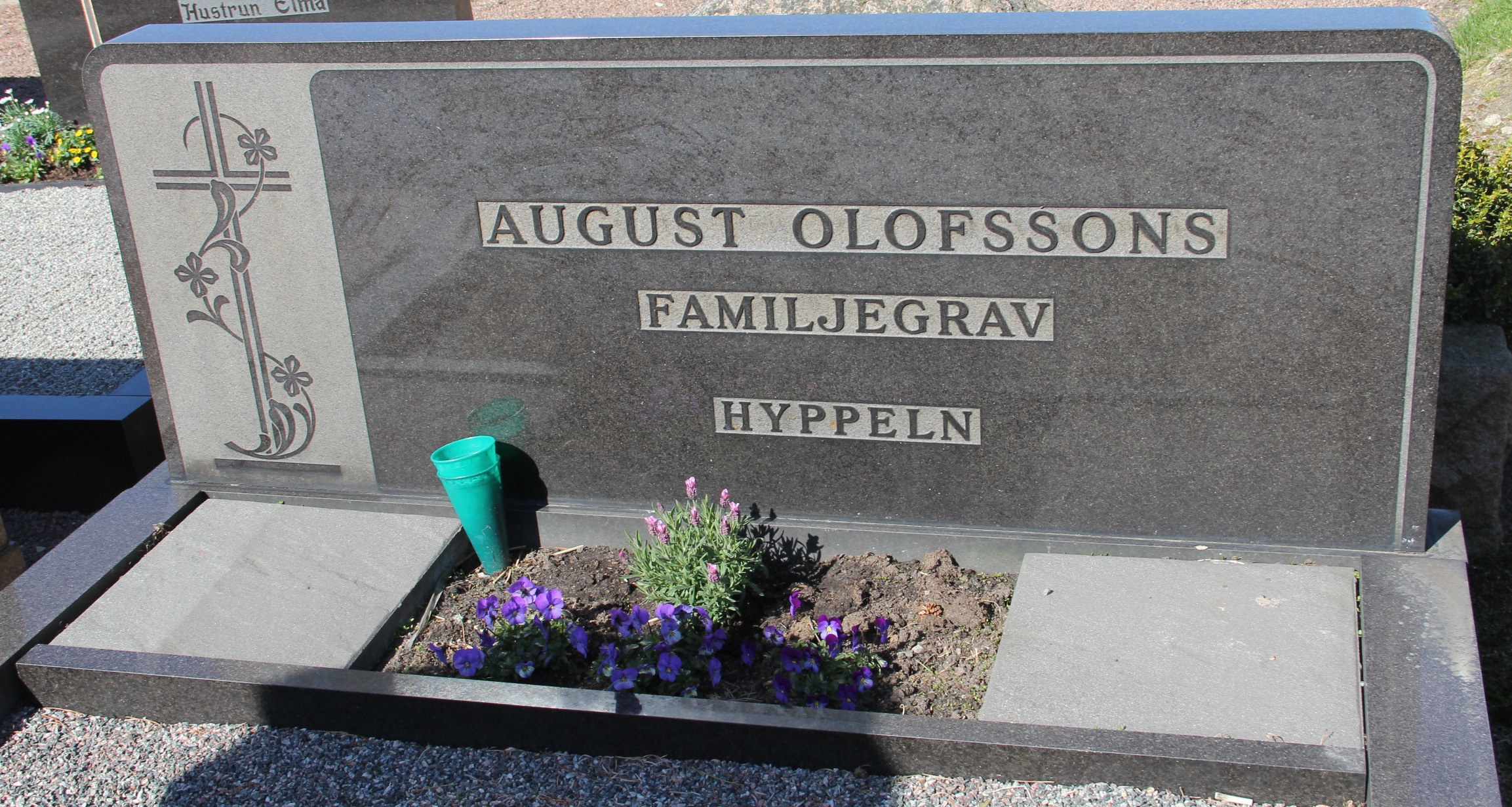 Grav D194 Öckerö Kyrkogård