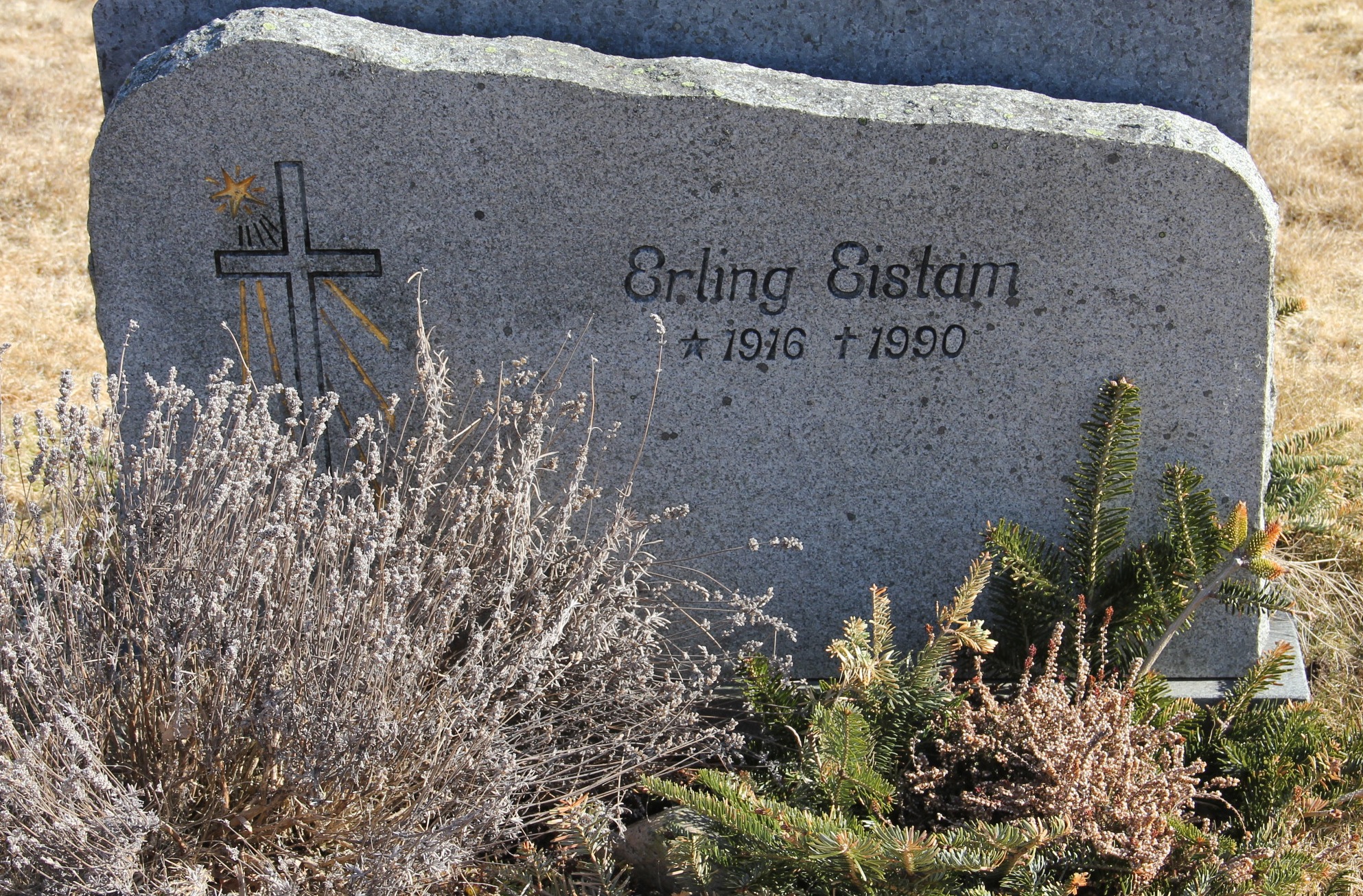 Grav F065 Hönö Kyrkogård