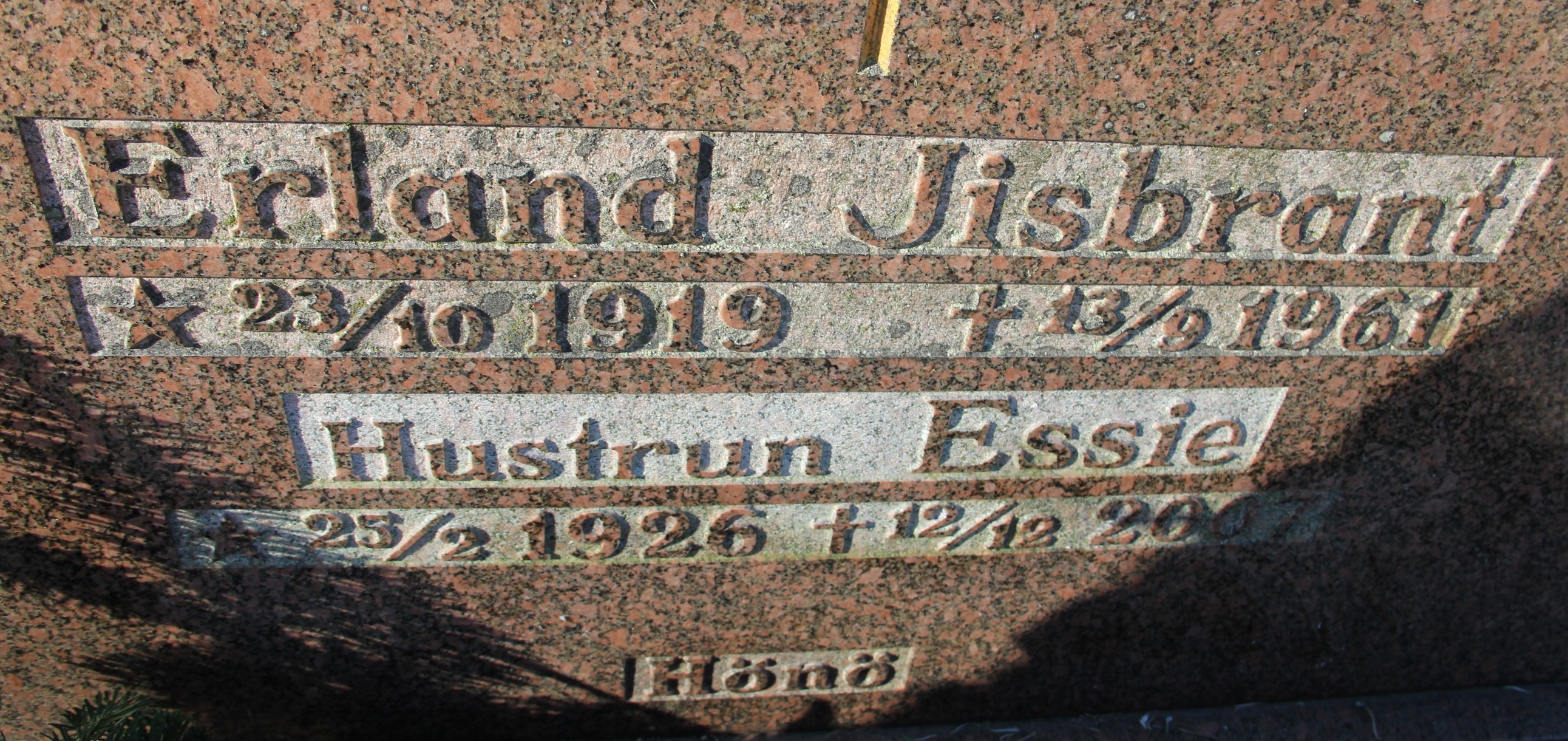 Grav E013 Hönö Kyrkogård