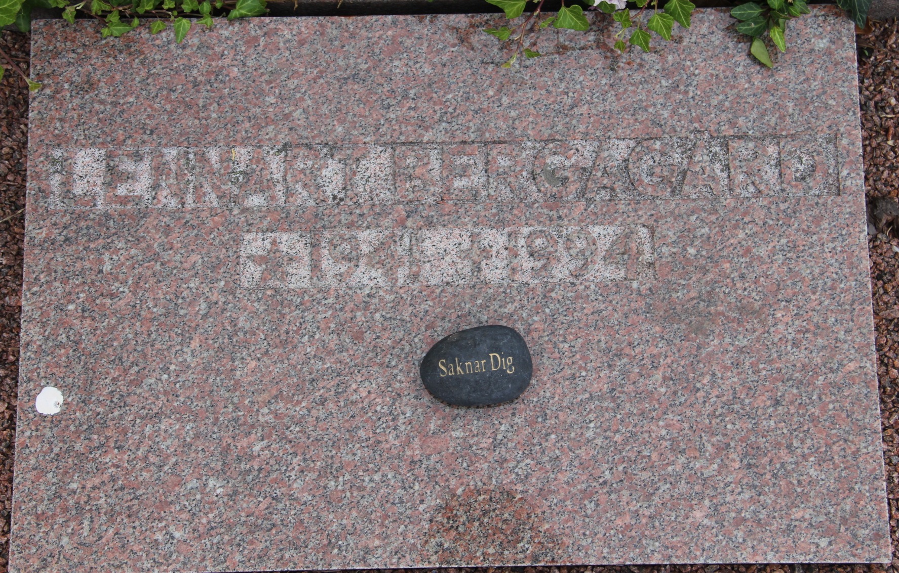 Grav F079 Öckerö Kyrkogård