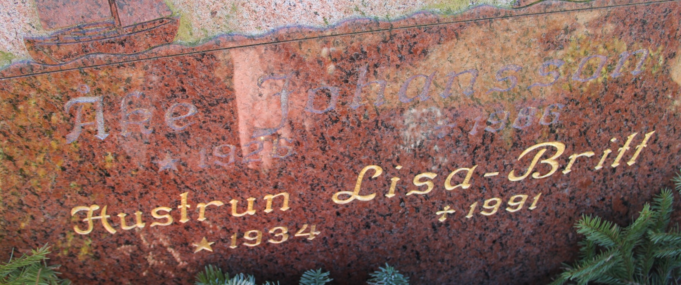 Grav C034 Hönö Kyrkogård