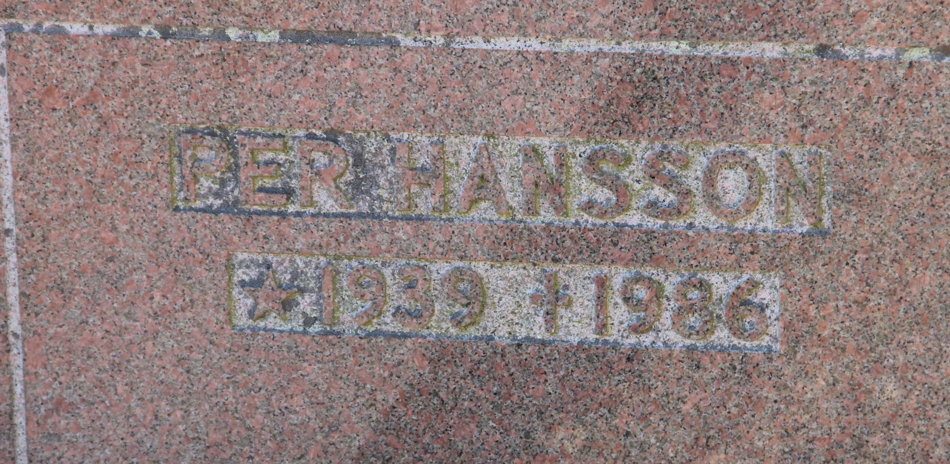 Grav H006 Hönö Kyrkogård