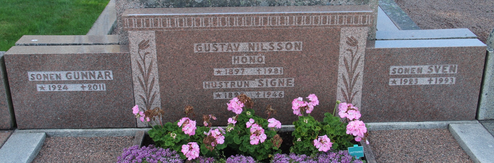 Grav F138 Öckerö Kyrkogård