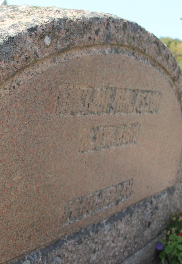 Grav E140 Öckerö Kyrkogård