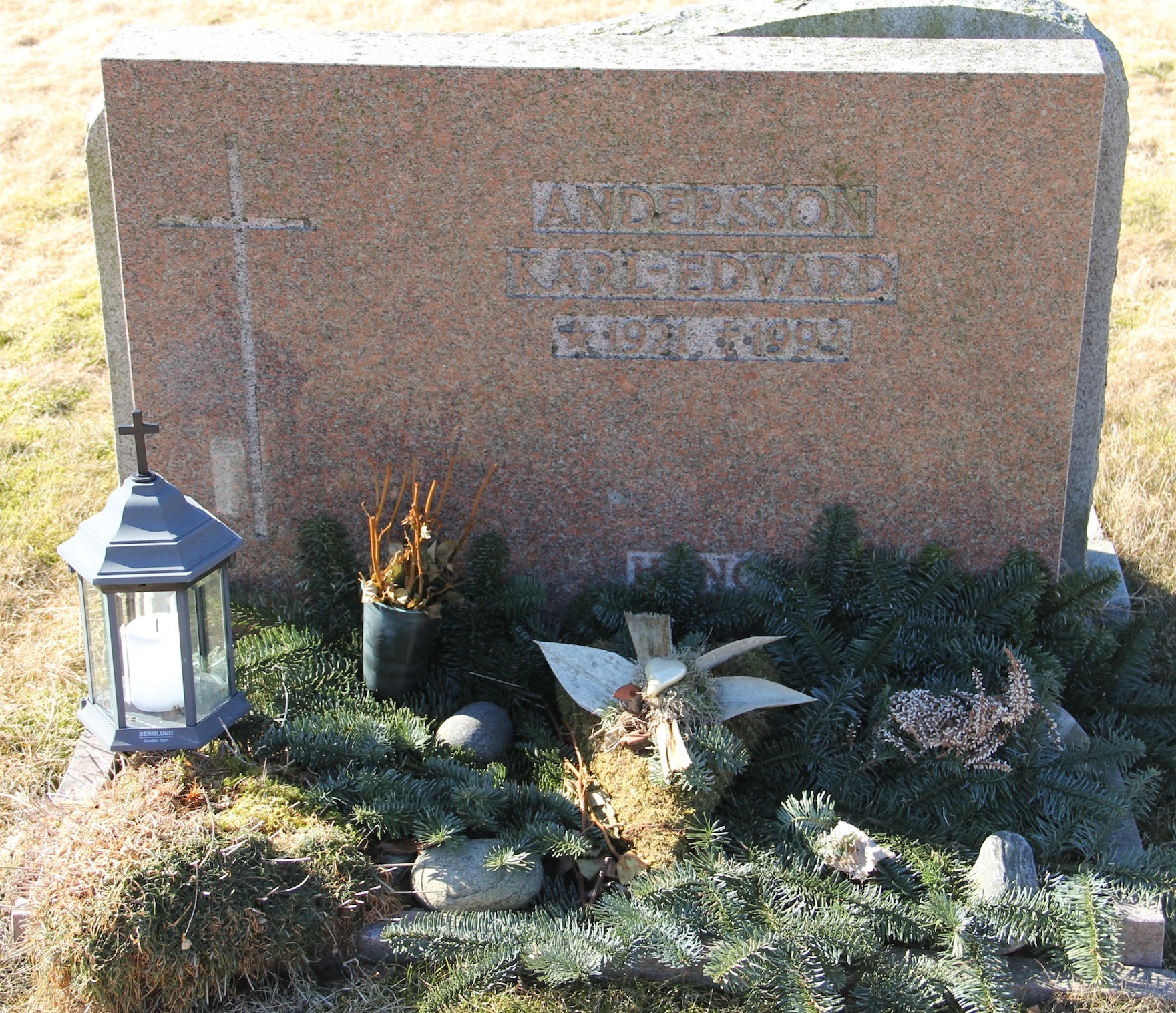 Grav C079 Hönö Kyrkogård